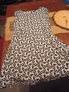 Women's Dress - Likely Tee (Short Sleeve)